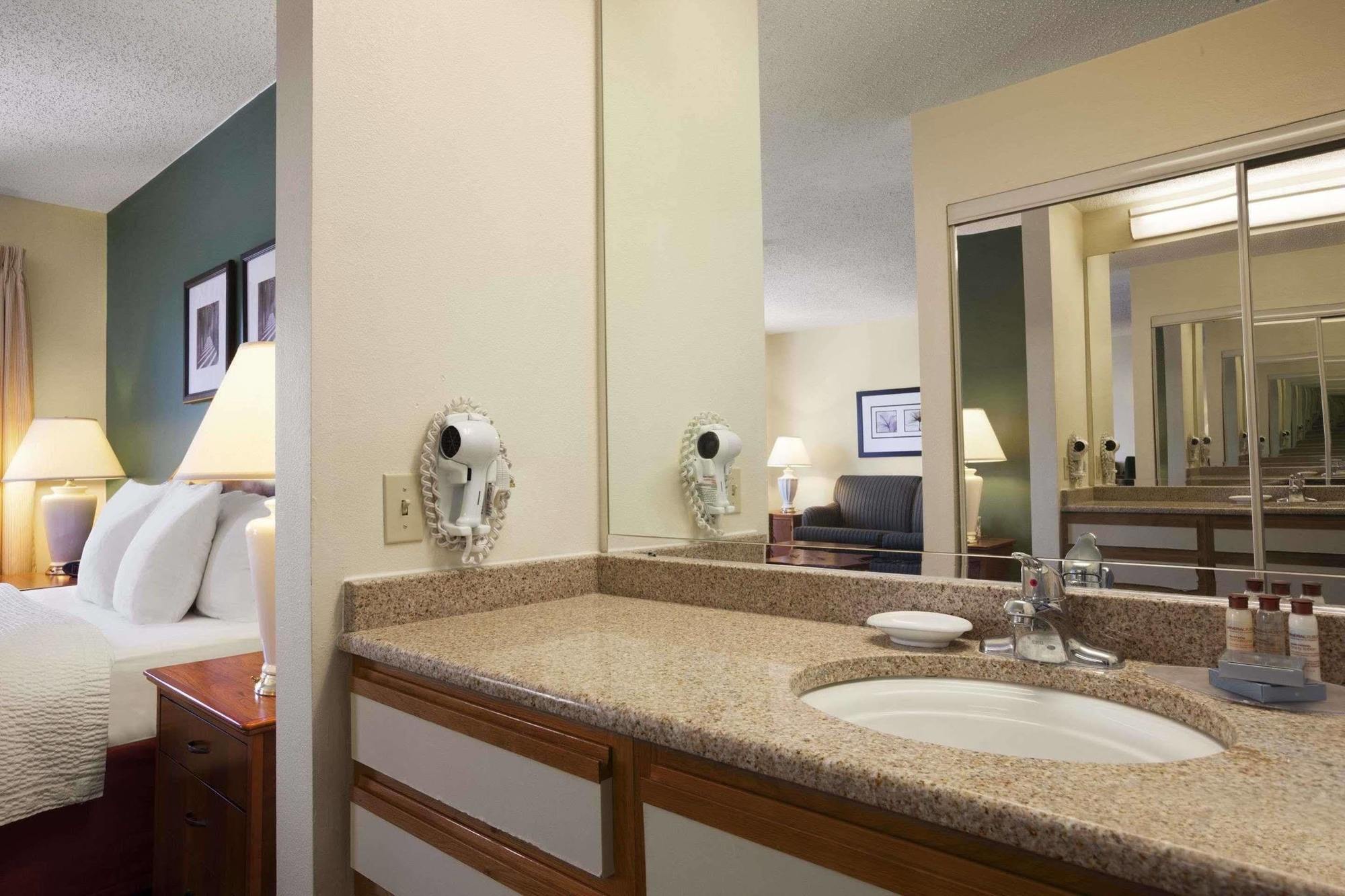 Hawthorn Suites By Wyndham Philadelphia Airport Filadélfia Exterior foto